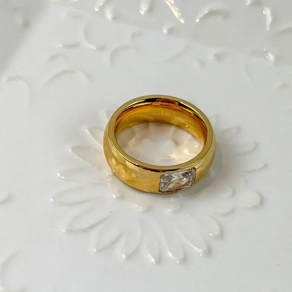 Gold Thick Band Ring With Stone Gold Chunky Ring for Women 18k Gold Plated Ring - Picture 6 of 15
